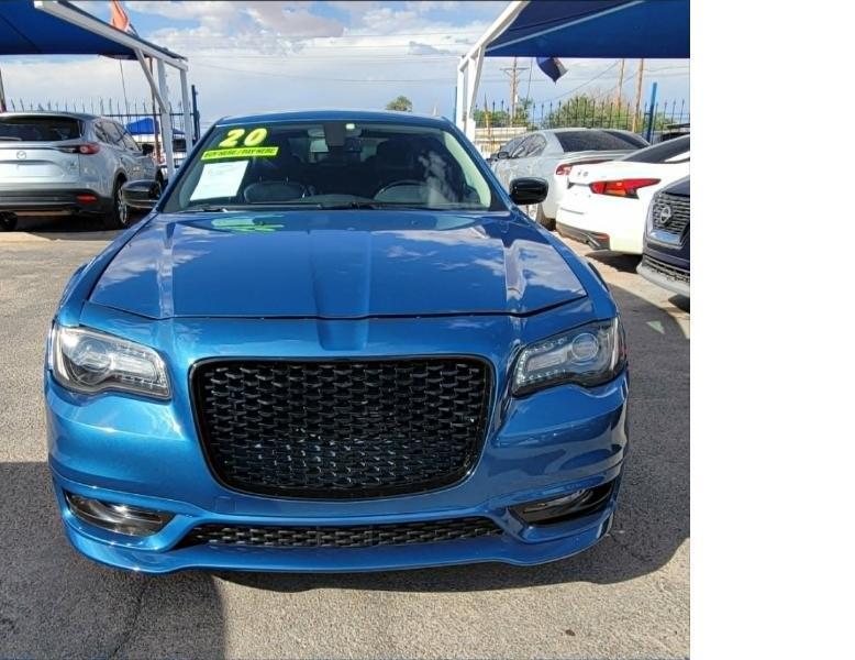 Chrysler 300 Touring AWD 2020