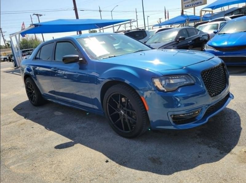 Chrysler 300 Touring AWD 2020