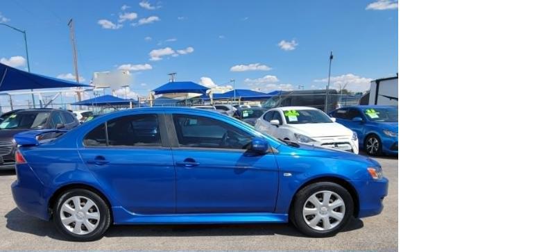 Mitsubishi Lancer ES CVT 2015