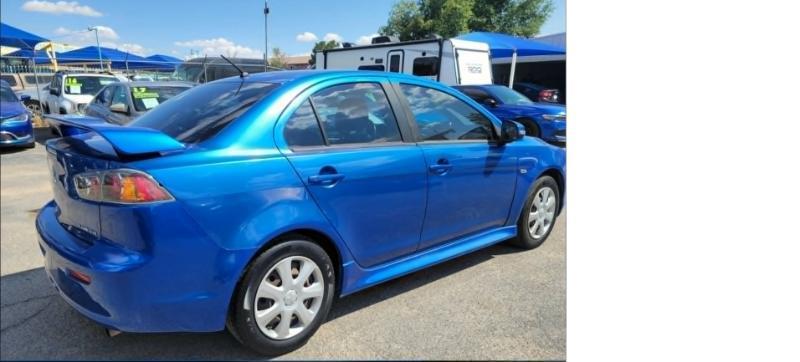 Mitsubishi Lancer ES CVT 2015