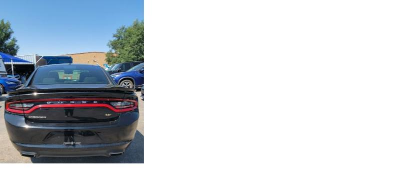 Dodge Charger SE 2015
