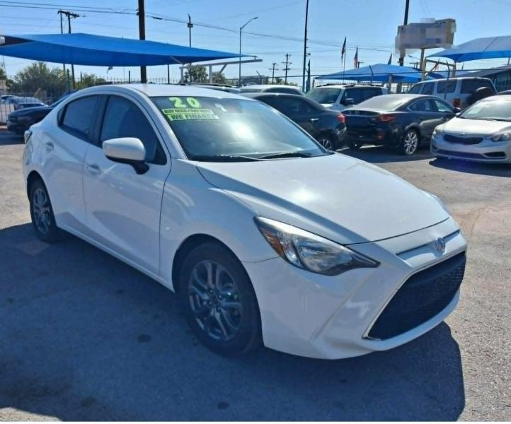 Toyota Yaris L 6M 2020