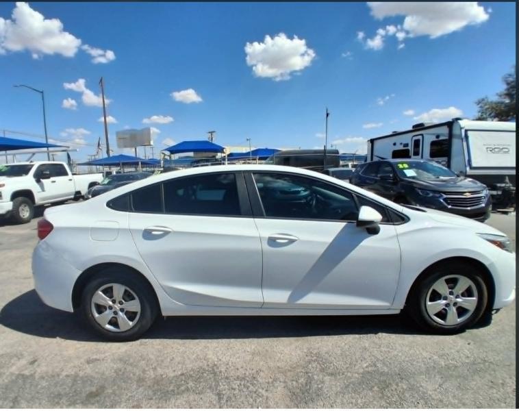 Chevrolet Cruze LS Auto 2018