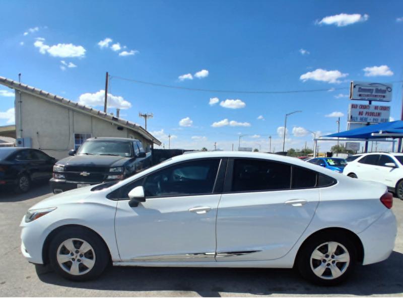 Chevrolet Cruze LS Auto 2018