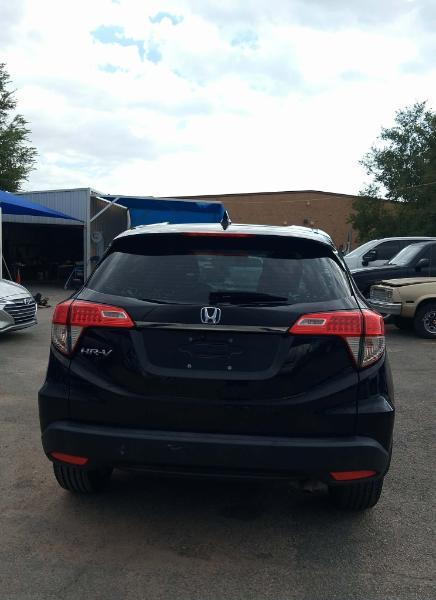 Honda HR-V photo 5