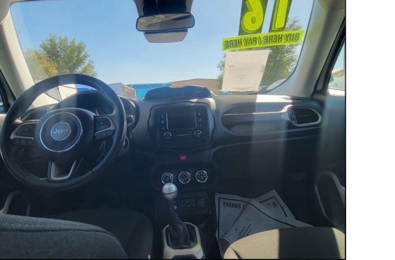 Jeep Renegade Latitude FWD 2016