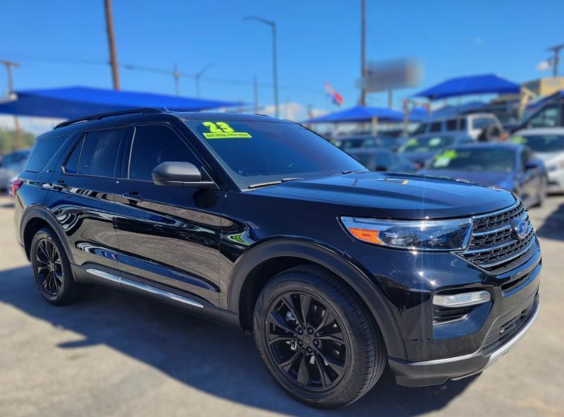 Ford Explorer XLT 2023
