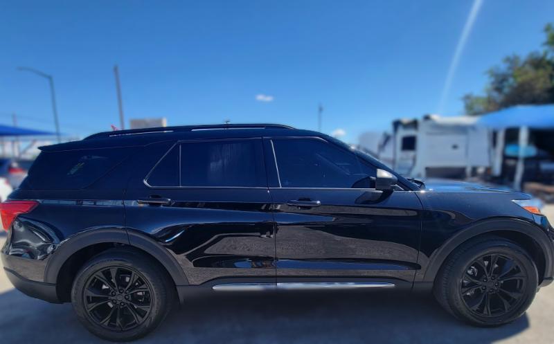 Ford Explorer XLT 2023