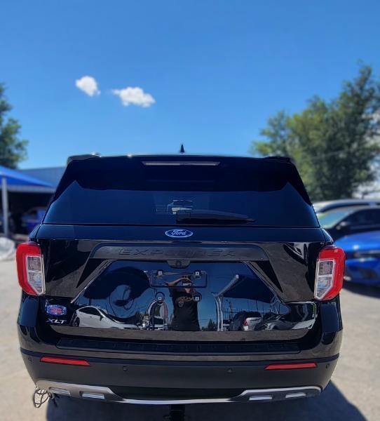 Ford Explorer XLT 2023