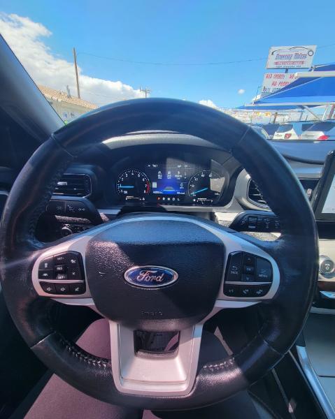 Ford Explorer XLT 2023