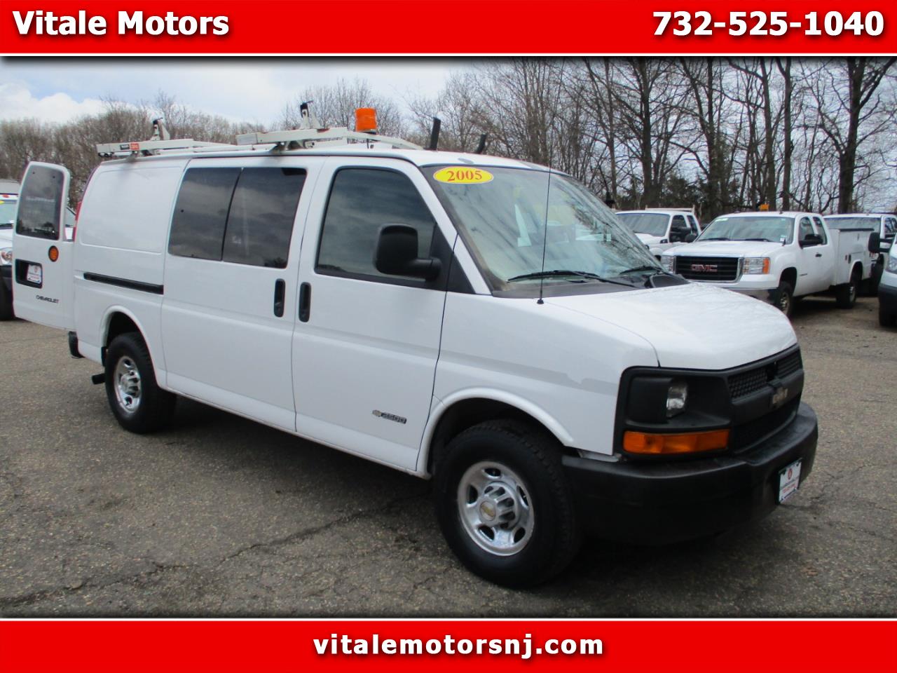 2005 Chevrolet Express 2500 CARGO VAN W/ SHELVES & POWER INVERTER