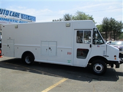 2009 Freightliner M Line Walk-in Van 