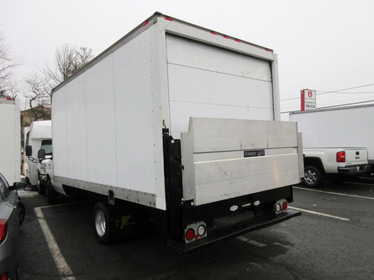 Ford Econoline  2009