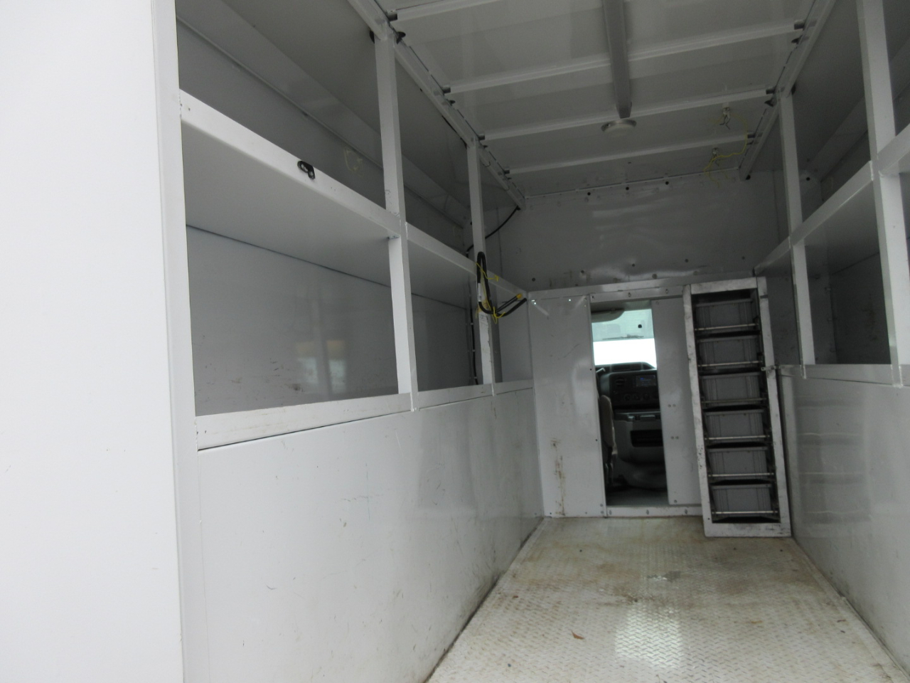 Ford Econoline E-350 Super Duty 2016 Ford Econoline E-350 Super Duty 2016