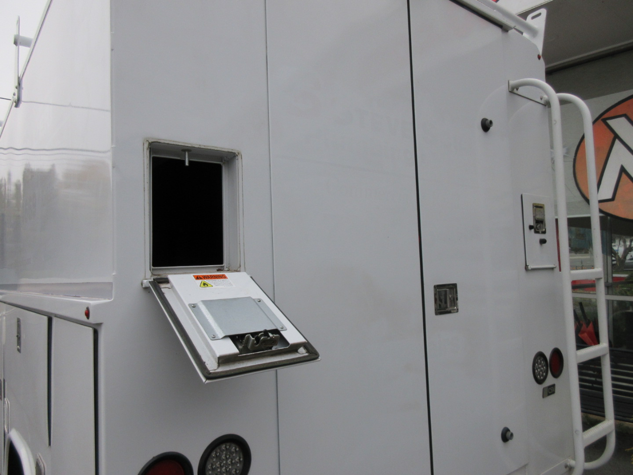 Ford Econoline E-350 Super Duty 2016 Ford Econoline E-350 Super Duty 2016