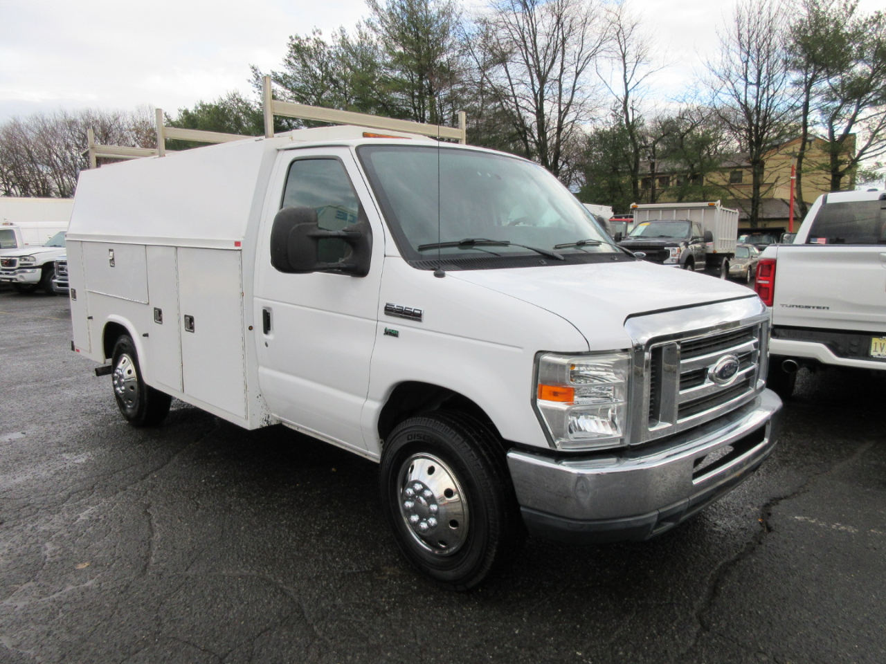 Ford Econoline  2011