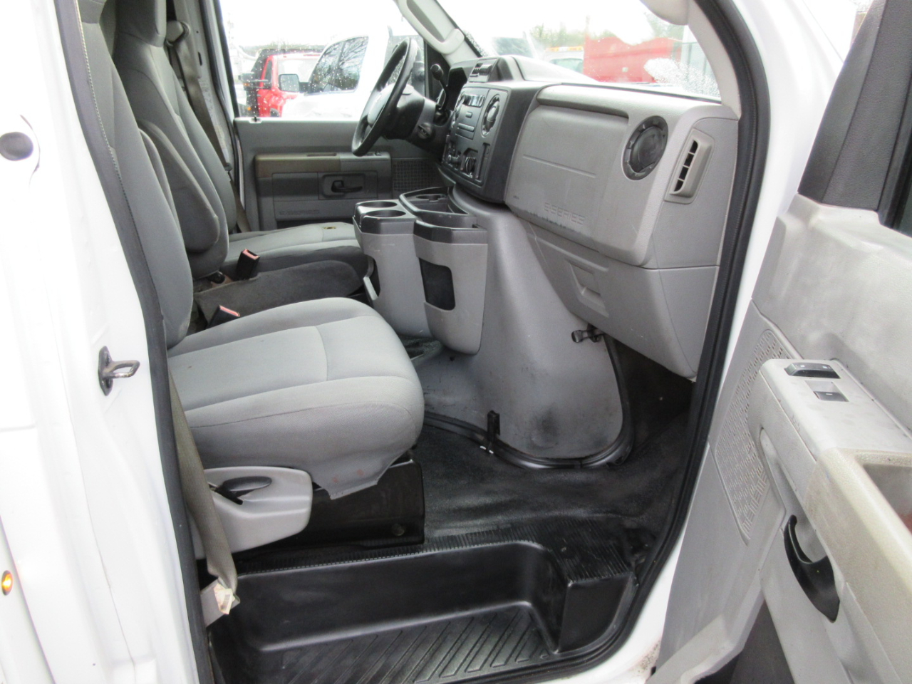 Ford Econoline  2011