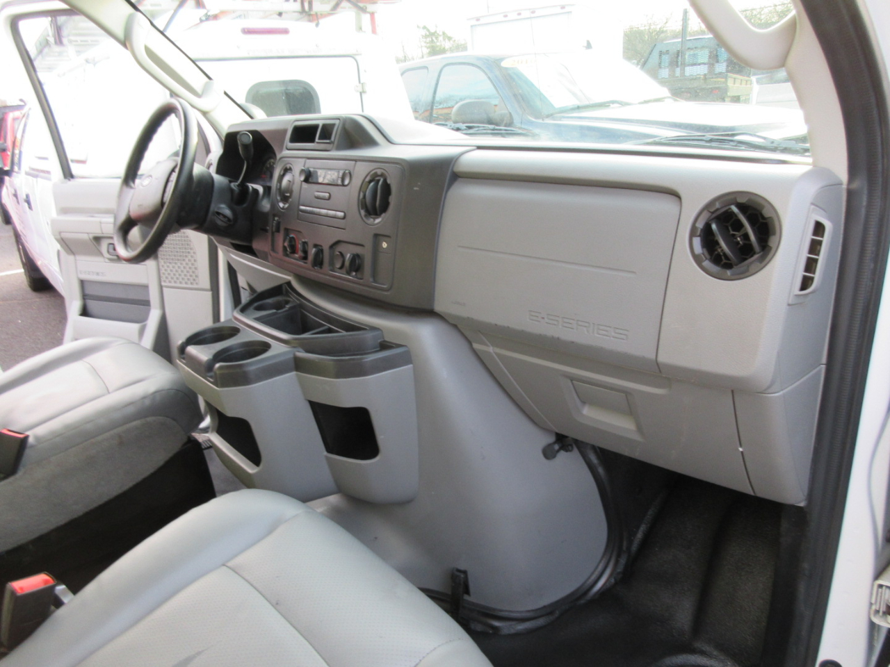 Ford Econoline  2019