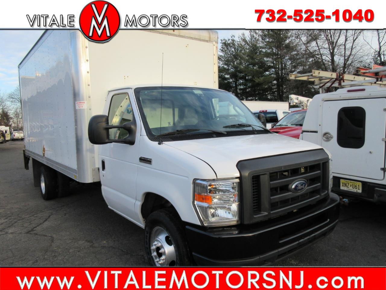 2019 Ford Econoline E-350, 16' BOX TRUCK, LIFTGATE