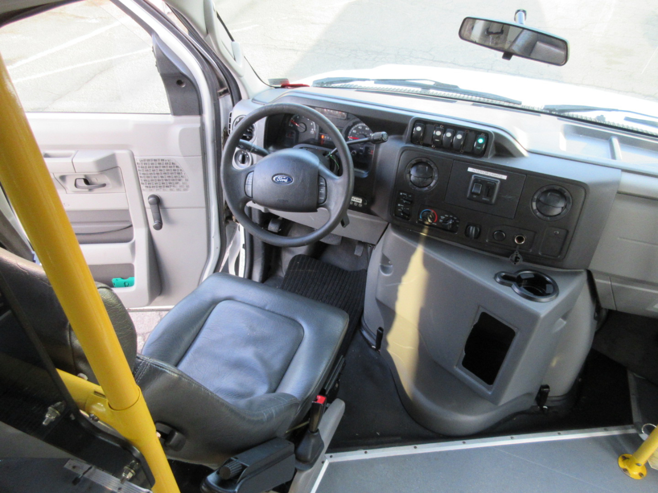 Ford Econoline E450 2017