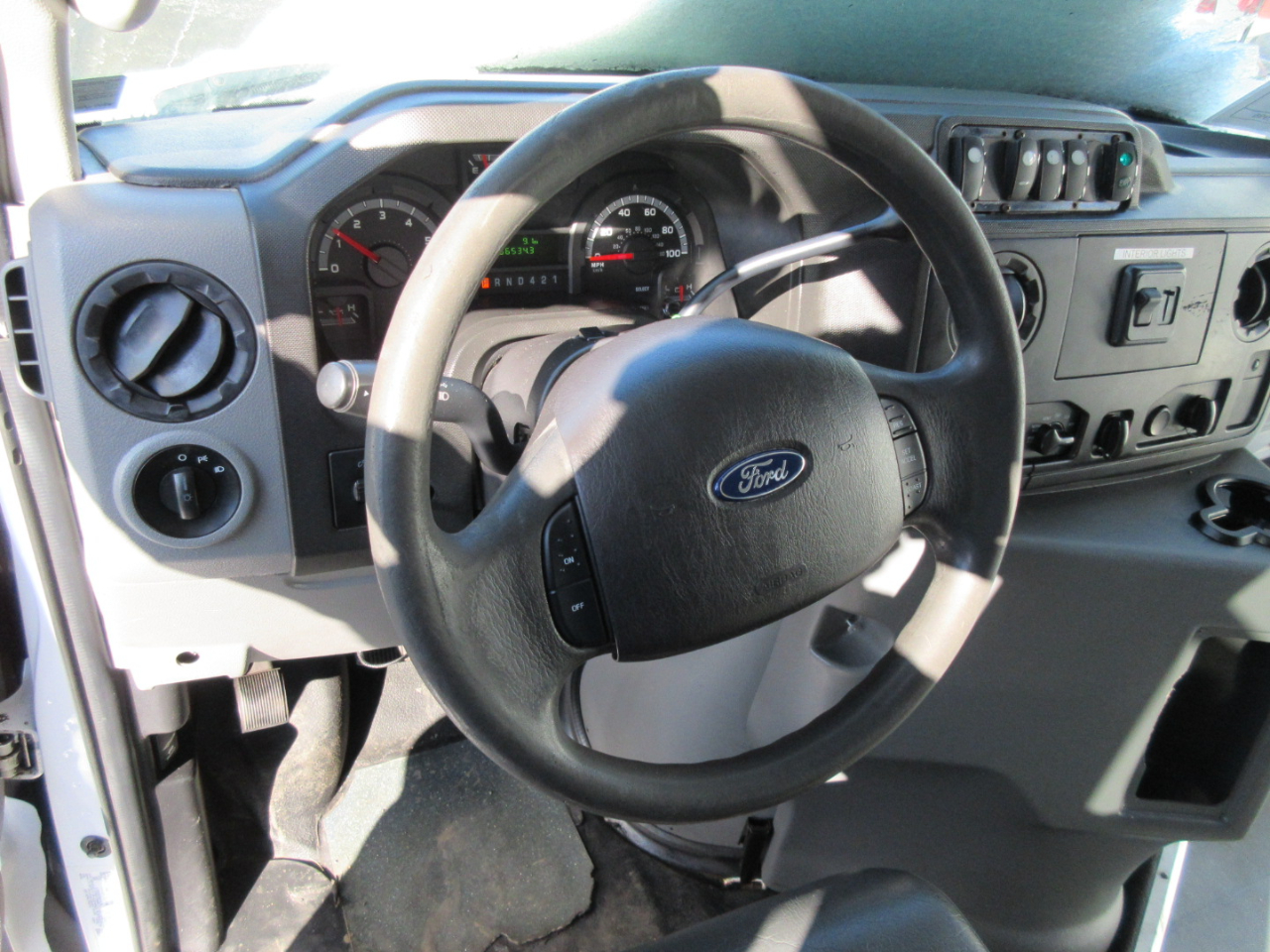 Ford Econoline  2017