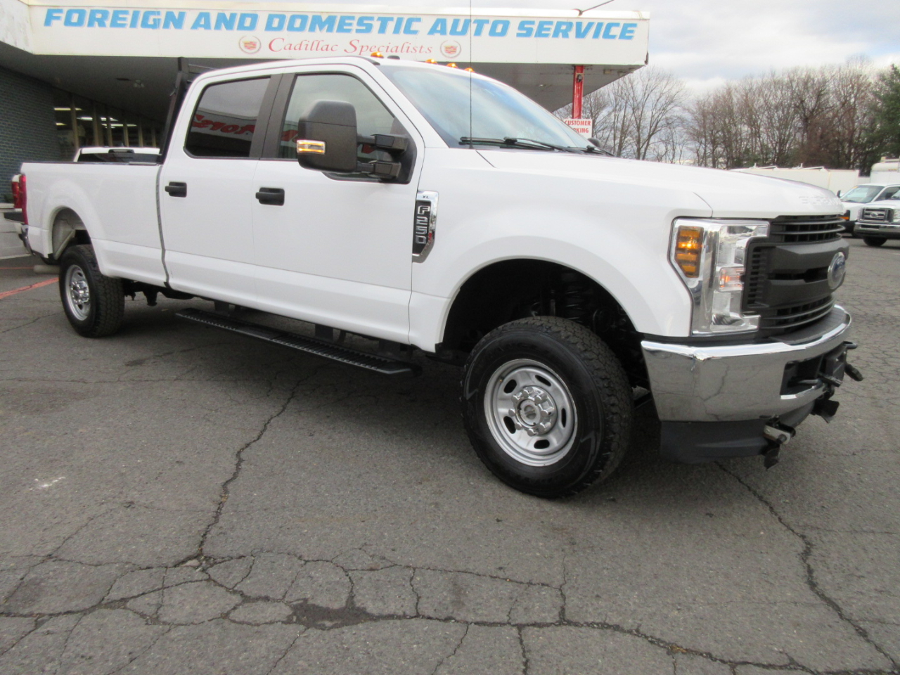 Ford F-250 SD XL Crew Cab Long Bed 4WD 2019