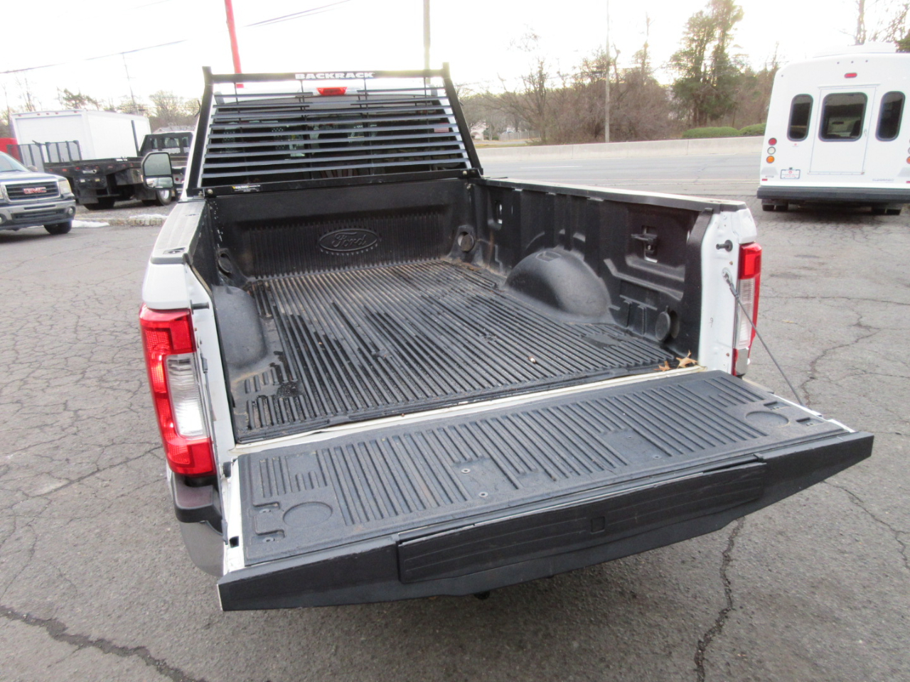 Ford F-250 SD XL Crew Cab Long Bed 4WD 2019