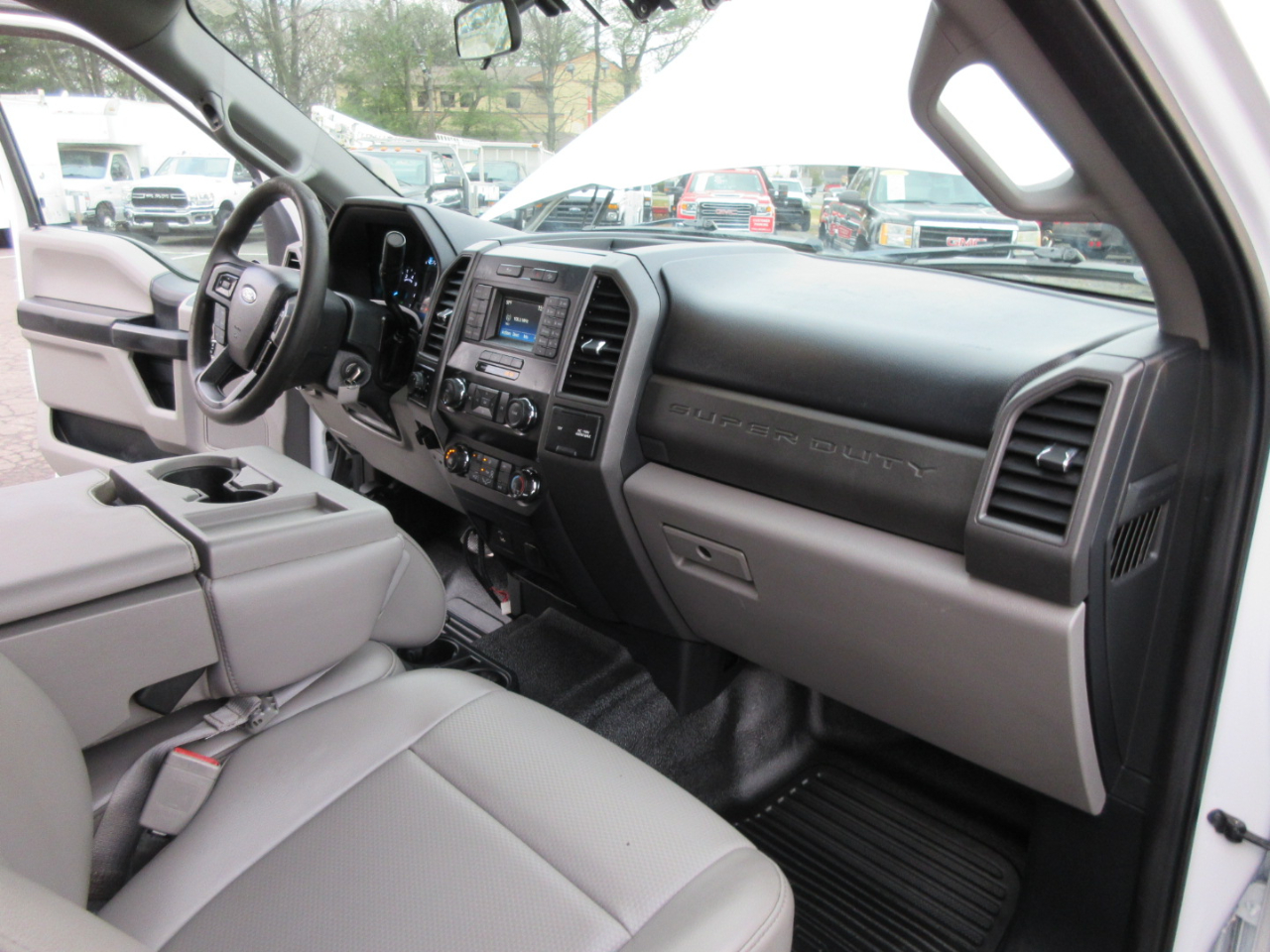 Ford F-250 SD XL Crew Cab Long Bed 4WD 2019