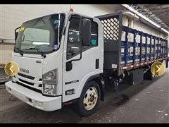 2017 Isuzu NRR DSL REG AT 