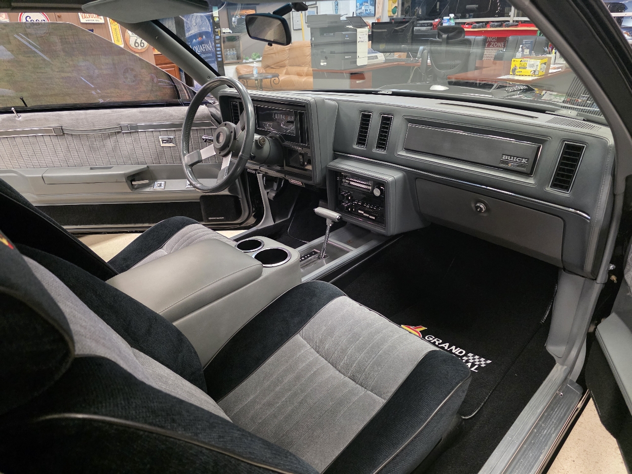 Buick Regal Grand National Turbo 1987