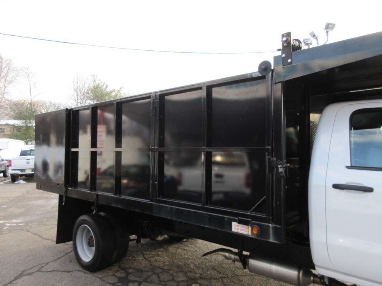 Chevrolet Silverado Medium Duty  2021