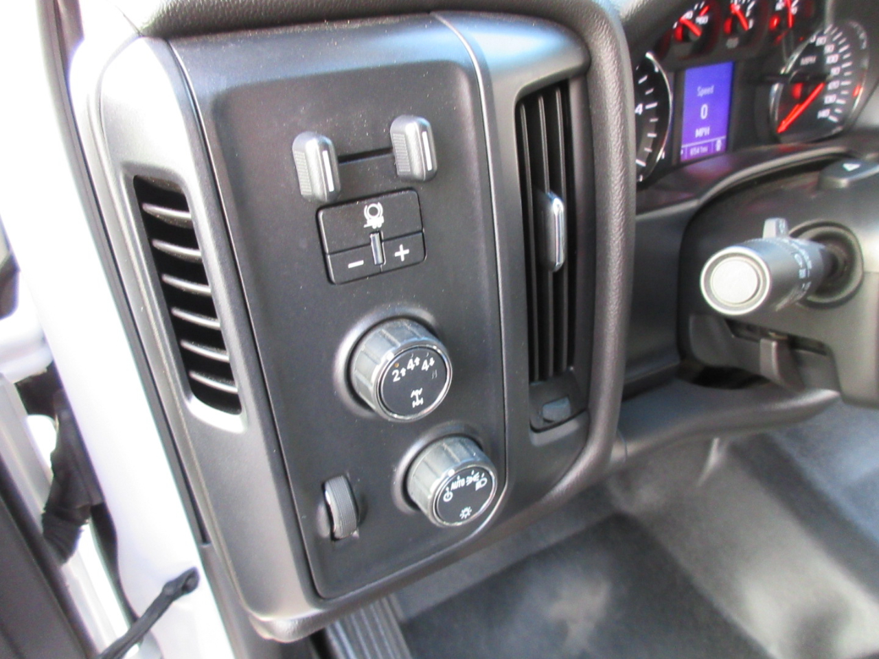 Chevrolet Silverado Medium Duty  2021