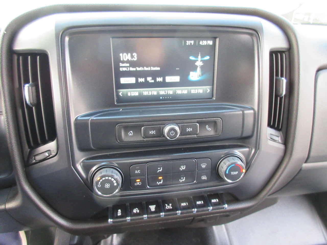 Chevrolet Silverado Medium Duty  2021