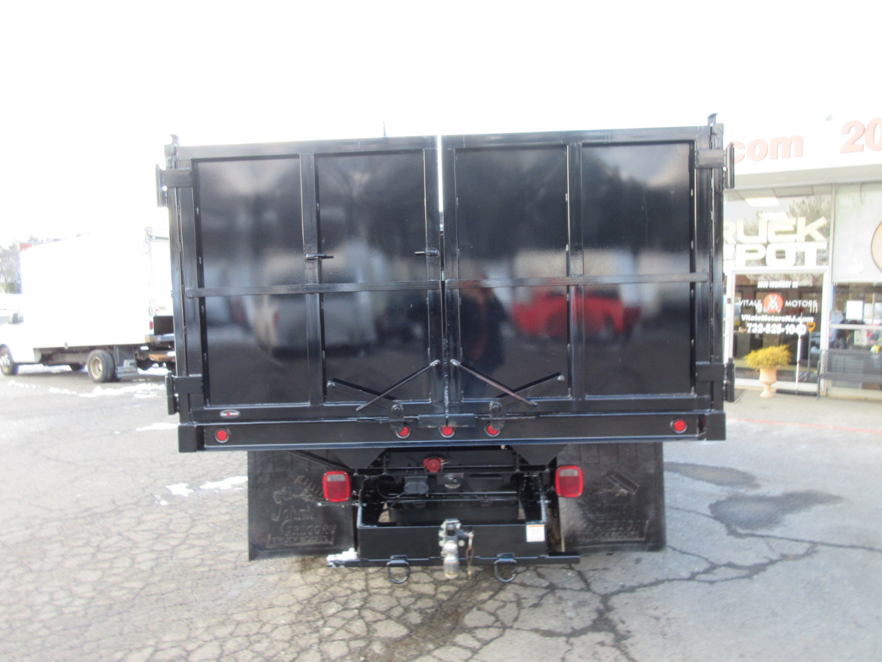 Chevrolet Silverado Medium Duty  2021