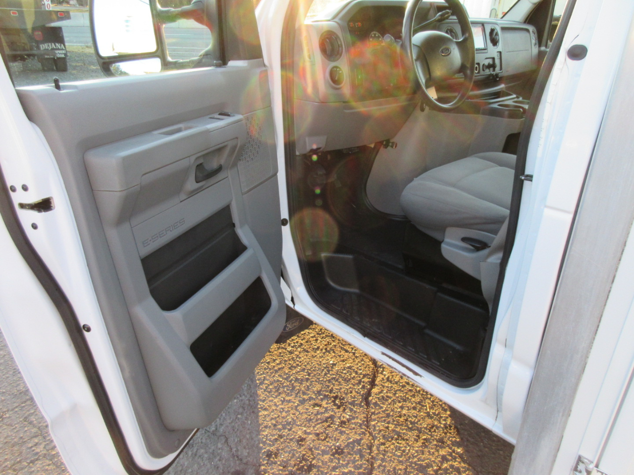Ford Econoline  2011