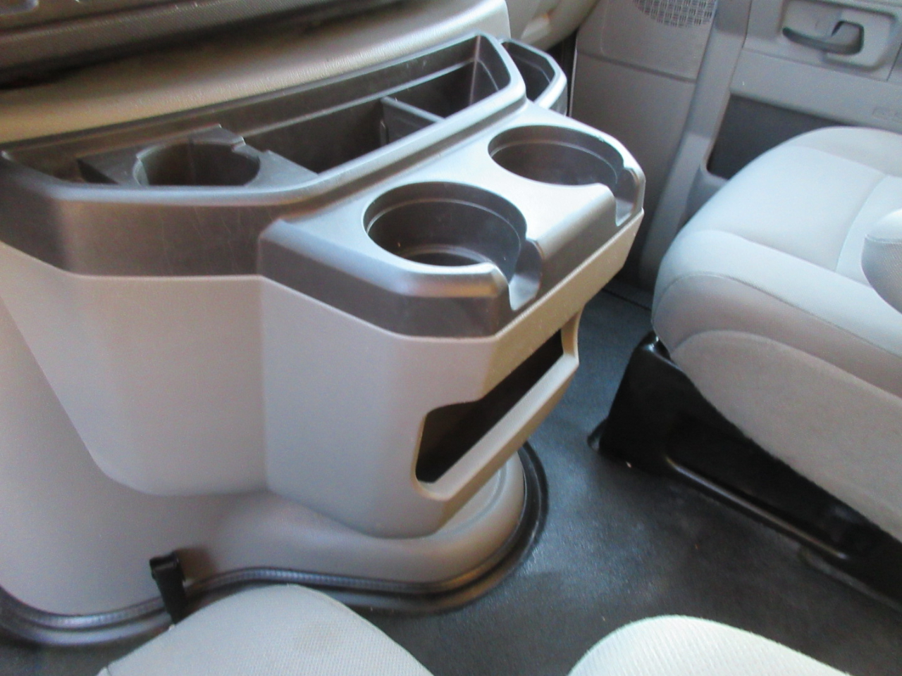 Ford Econoline  2011