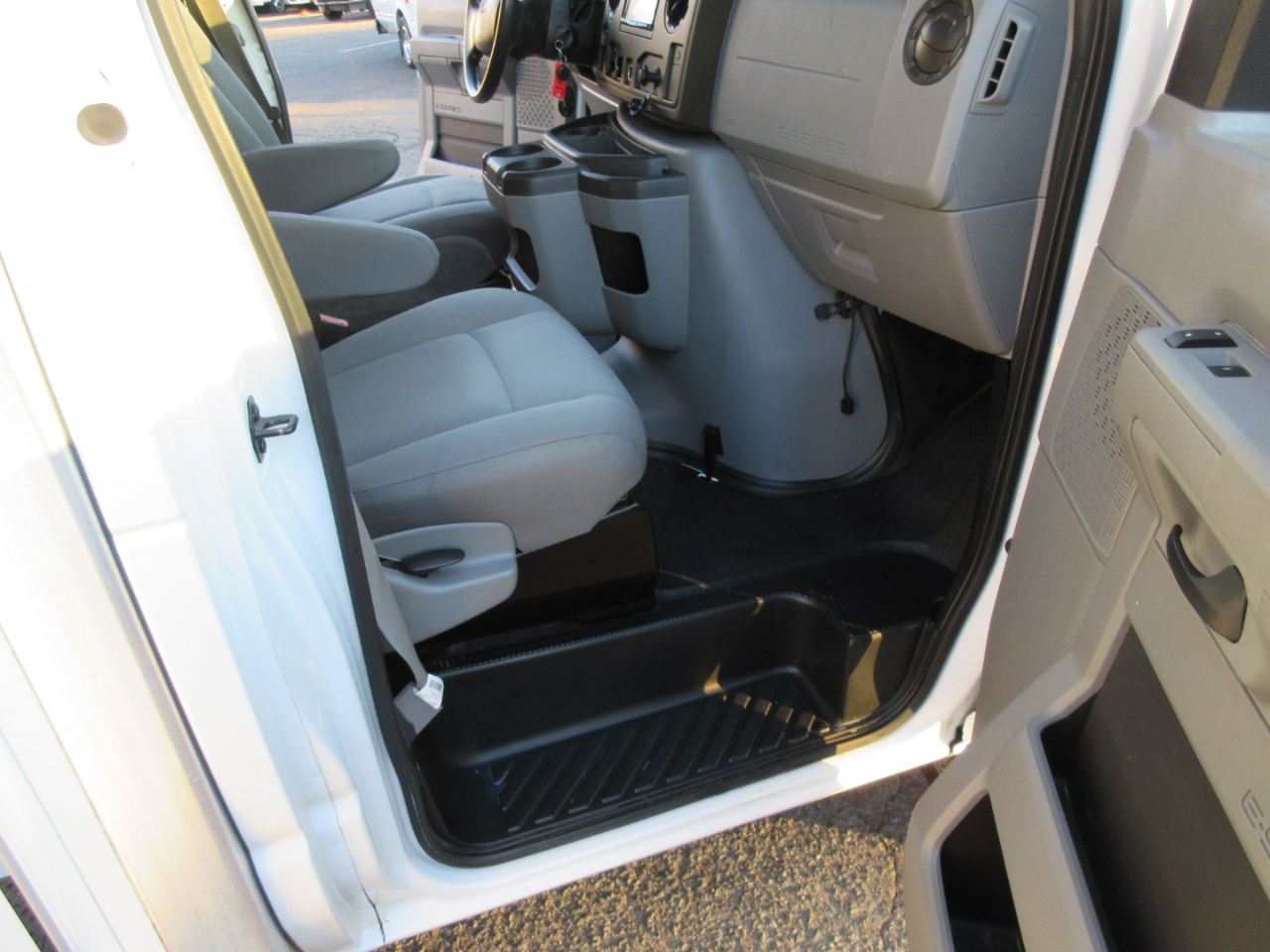 Ford Econoline  2011