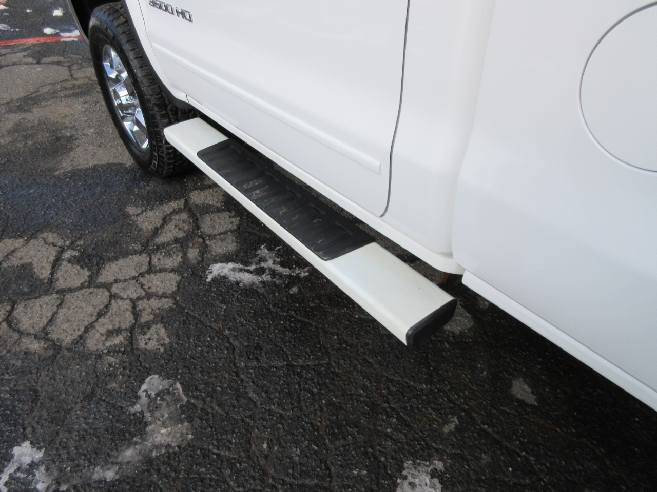 GMC Sierra 3500HD SLE Long Box 4WD 2015