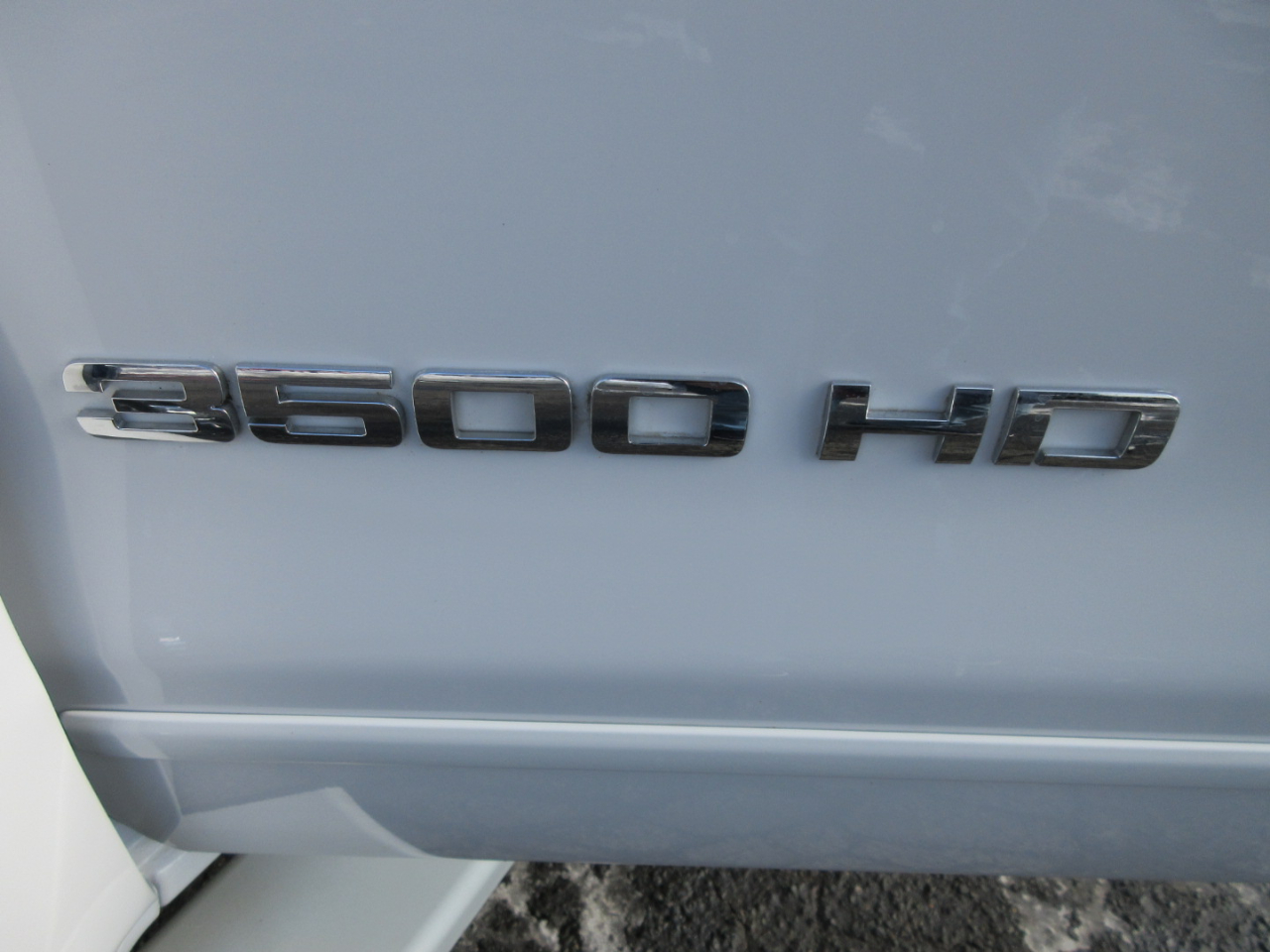 GMC Sierra 3500HD SLE Long Box 4WD 2015