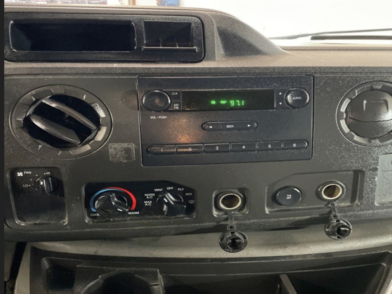 Ford Econoline E-150 2013