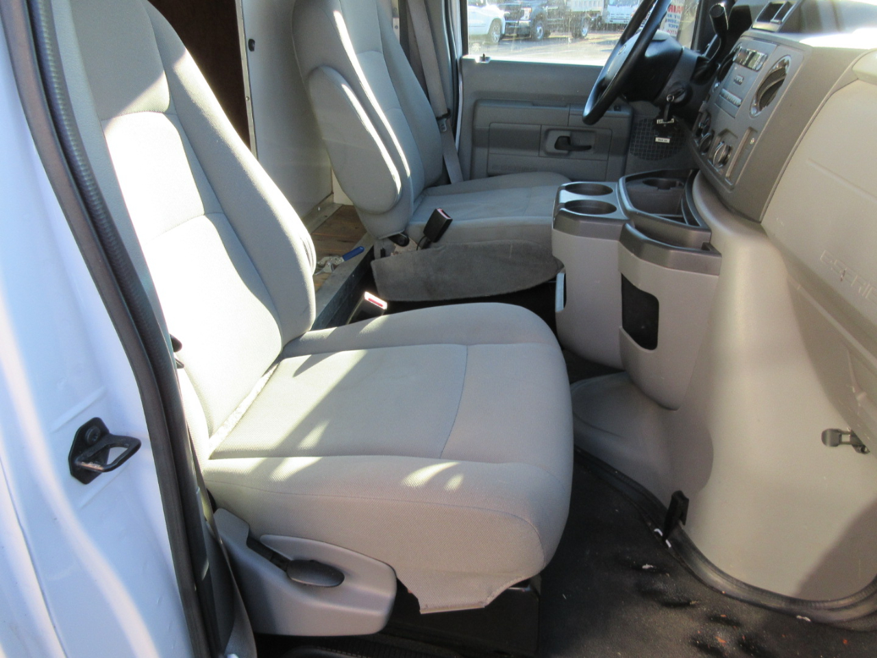 Ford Econoline  2014