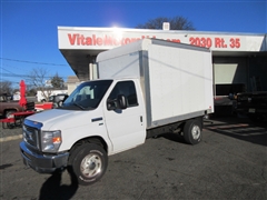 2014 Ford Econoline 