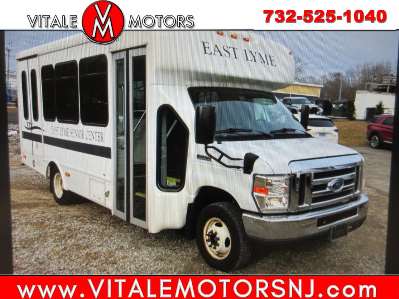 2017 Ford Econoline E350, 12 PASSENGER BUS, HANDICAPPED BUS