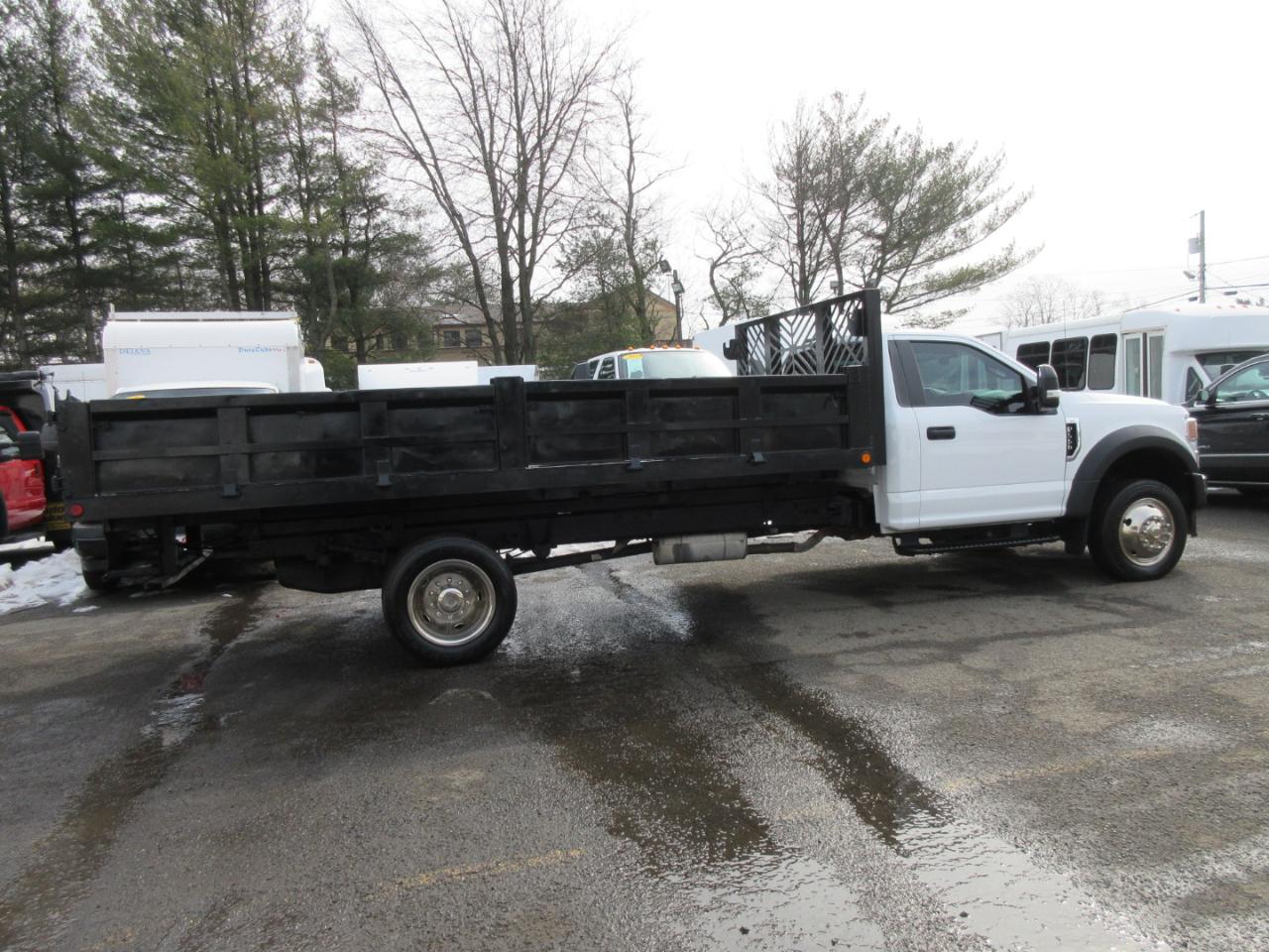 Ford F-550  2022