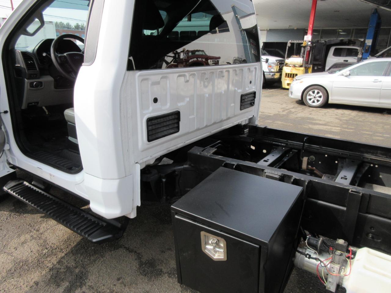 Ford F-550  2022