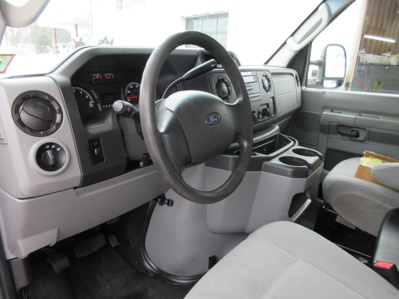 Ford Econoline  2014