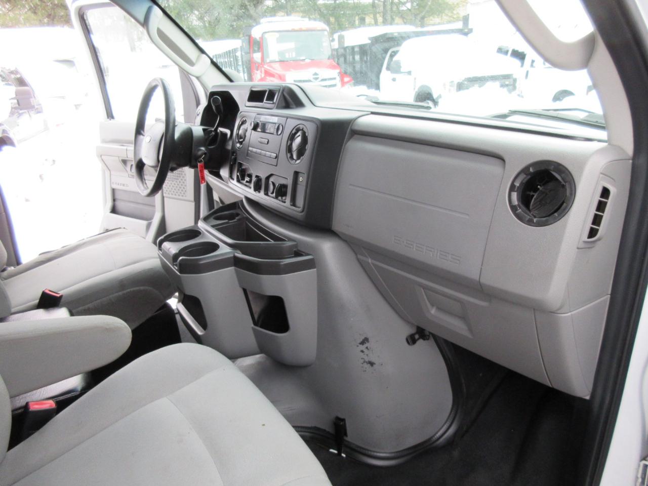 Ford Econoline  2014