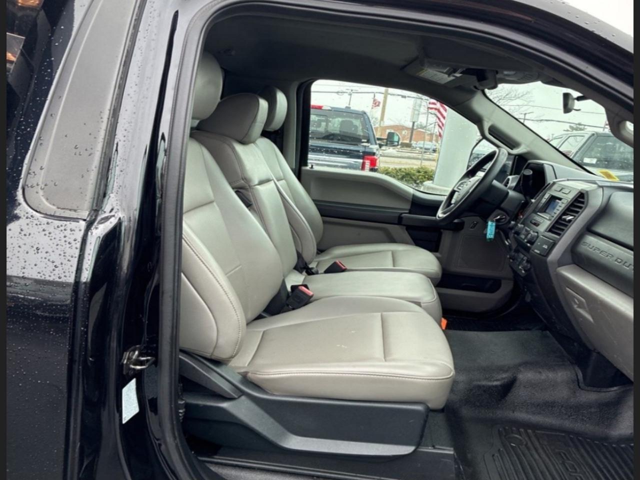 Ford F-350 SD XLT DRW 4WD 2021