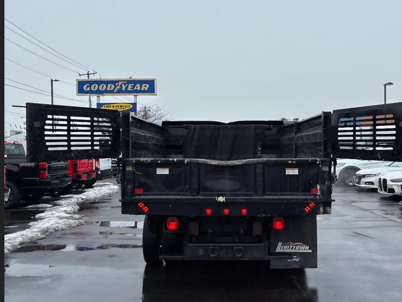 Ford F-350 SD XLT DRW 4WD 2021