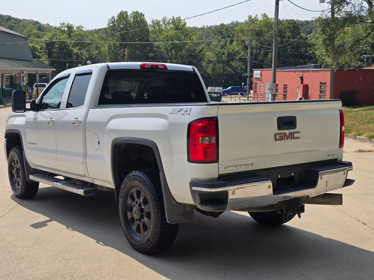 GMC Sierra 2500HD SLE Double Cab 4WD 2015 GMC Sierra 2500HD SLE Double Cab 4WD 2015
